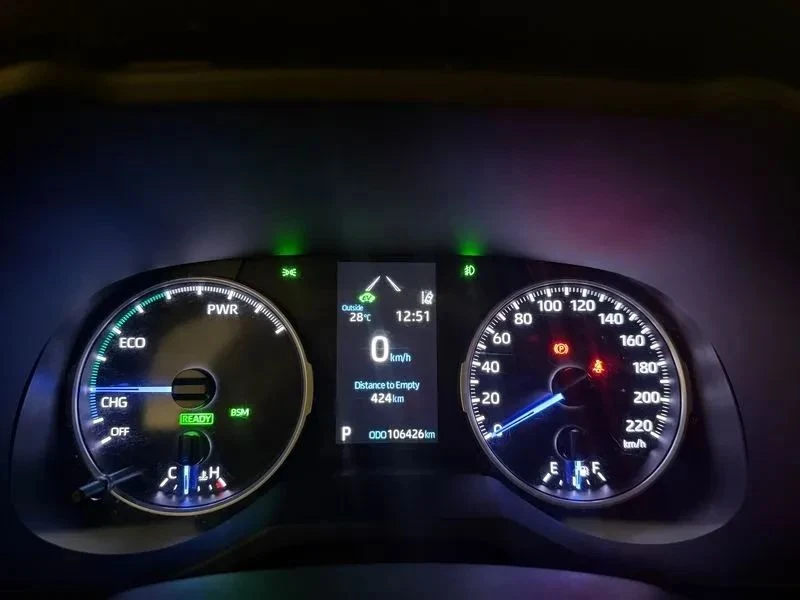 Toyota Rav4, снимка 13 - Автомобили и джипове - 56685216