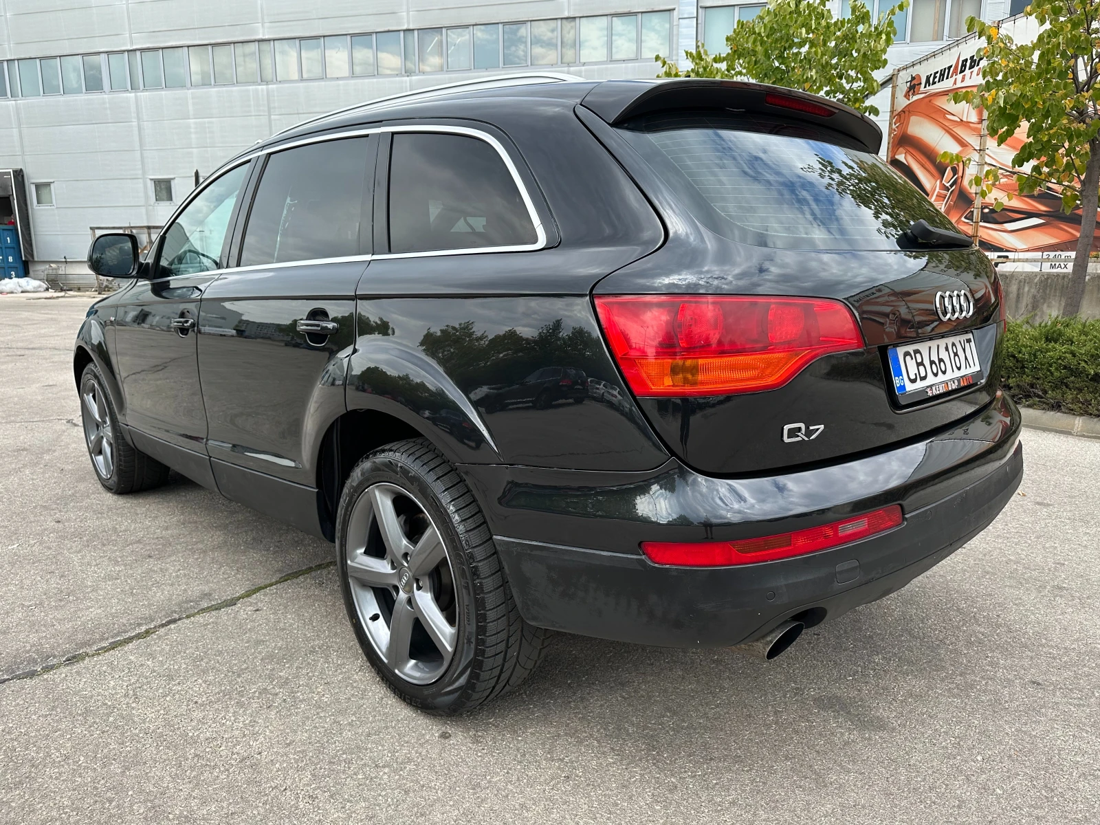 Audi Q7 3.0TDI 233к.с. Avtomat Quattro - изображение 3