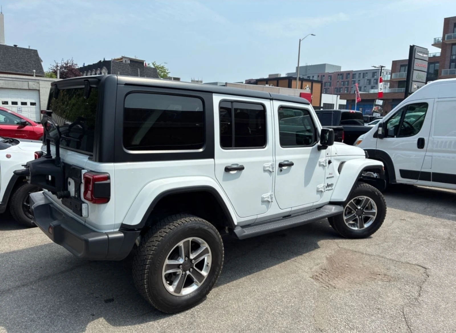 Jeep Wrangler Очакван внос ! Wrangler Unlimited Sahara - изображение 4