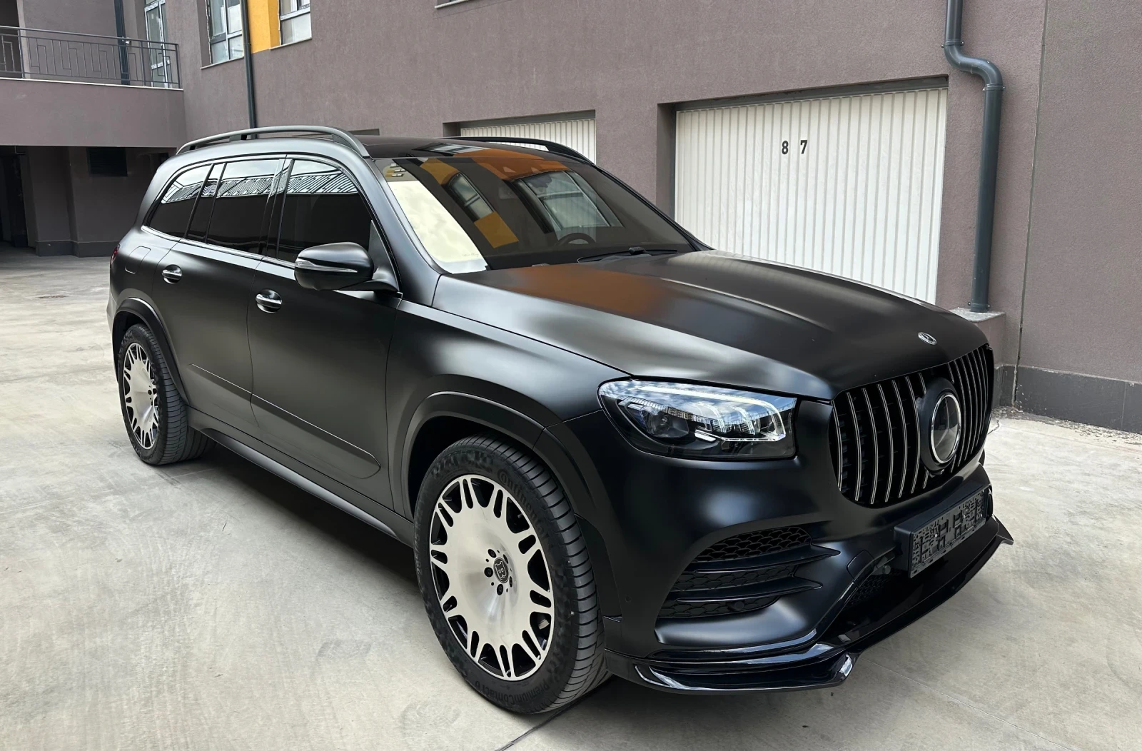 Mercedes-Benz GLS580  - изображение 4