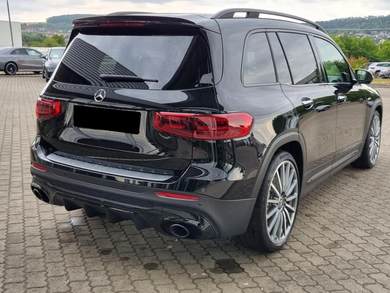 Mercedes-Benz GLB 35 AMG 4-MATIC BURMESTER CARBON HEAD UP NIGHT - изображение 3