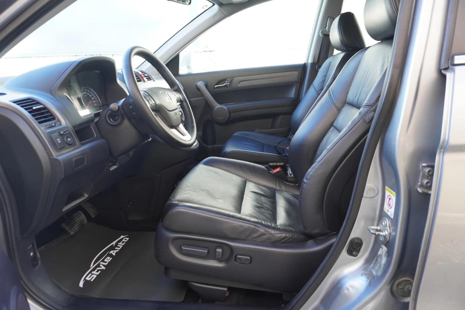 Honda Cr-v 2.0i Executive AWD, Автоматик, Кожа, Пано - изображение 10