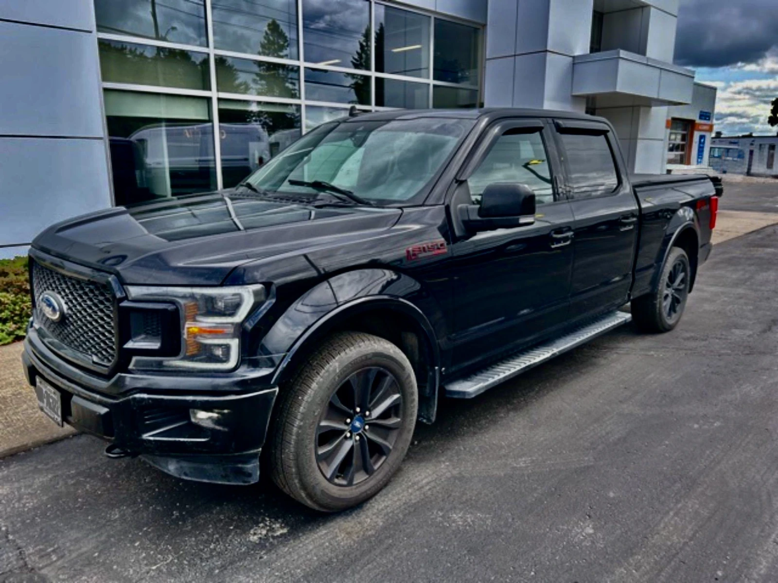 Ford F150 Lariat sport edition 