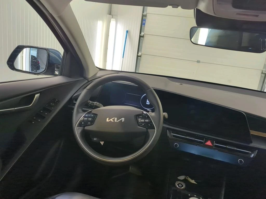 Kia Niro DynamicLine - Electric, снимка 5 - Автомобили и джипове - 54219371