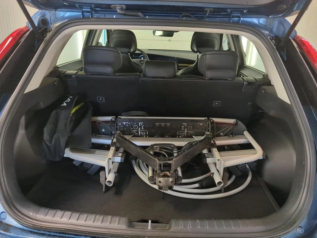 Kia Niro DynamicLine - Electric, снимка 13 - Автомобили и джипове - 54219371