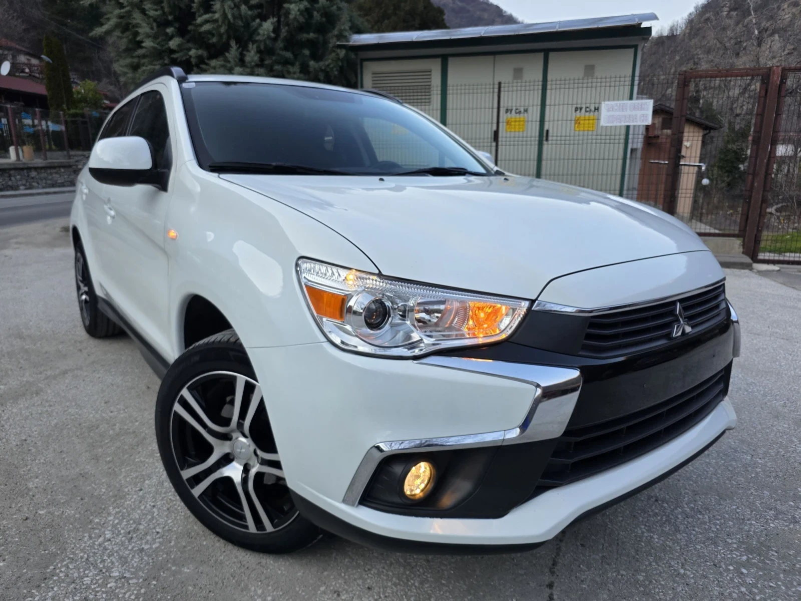 Mitsubishi ASX 2.2DI-D 150КС 4X4 FACELIFT AUTOMATIK KAMERA , снимка 2 - Автомобили и джипове - 54482767