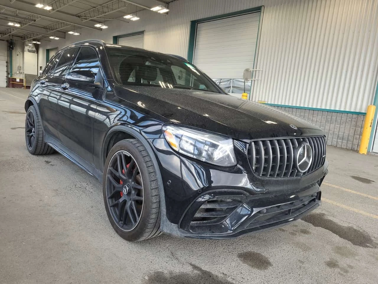 Mercedes-Benz GLC 63 AMG  S * BURMESTER * 360 * PANO * CARFAX, снимка 2 - Автомобили и джипове - 54512670