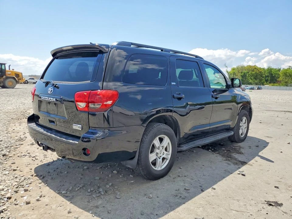Toyota Sequoia, снимка 3 - Автомобили и джипове - 54559125