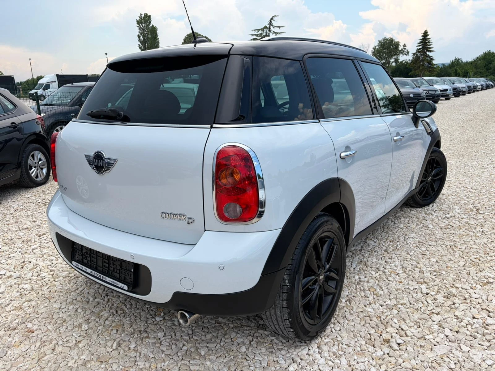 Mini Countryman 2.0D ALL4AVTOMAT PANORAMA KOJA NAVI PODGREV TEGLIC, снимка 2 - Автомобили и джипове - 54782084