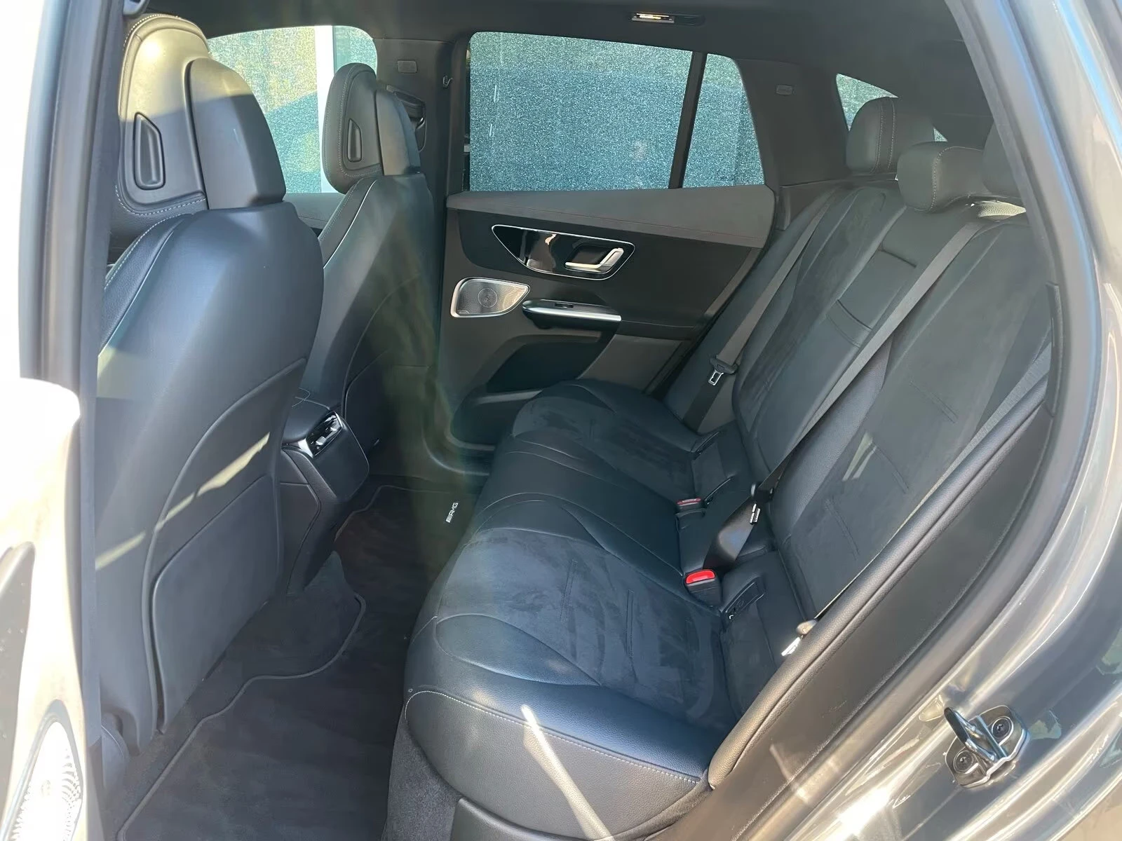 Mercedes-Benz EQE SUV/292HP/350+ /AMG/NIGHT/PANO/BURM/360/MEMO/446q, снимка 15 - Автомобили и джипове - 55014102
