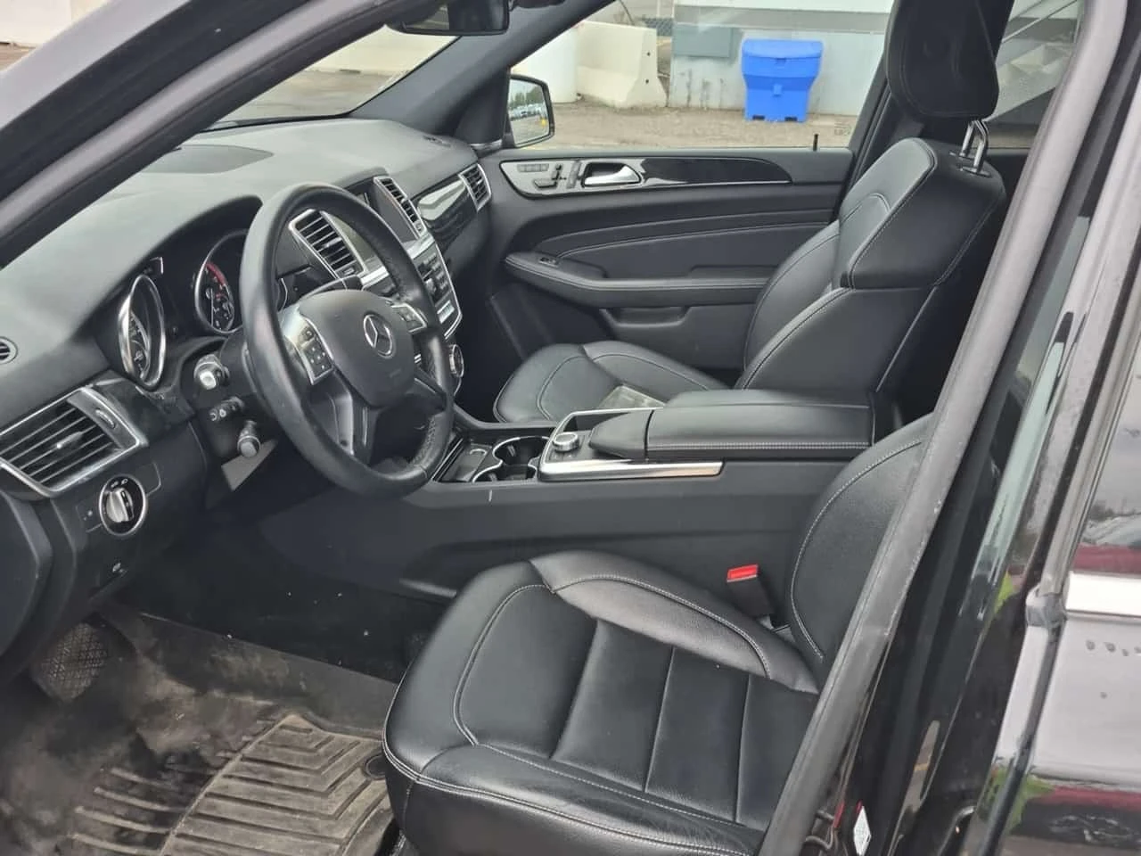 Mercedes-Benz ML 350 d * AMG * НА ПРУЖИНИ * CARFAX * , снимка 6 - Автомобили и джипове - 56325800