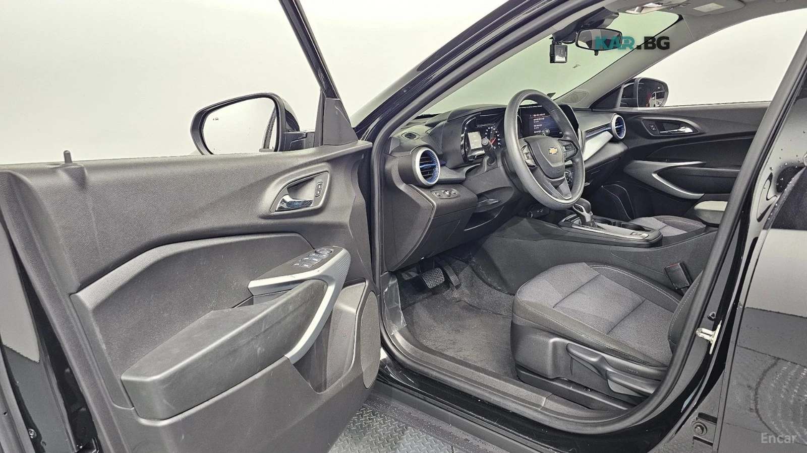 Chevrolet Trax Crossover 1.2 RS, снимка 8 - Автомобили и джипове - 56678164