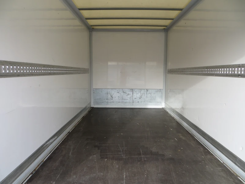 Iveco Daily ФУРГОН С ПАДАЩ БОРД, снимка 13 - Бусове и автобуси - 53175144