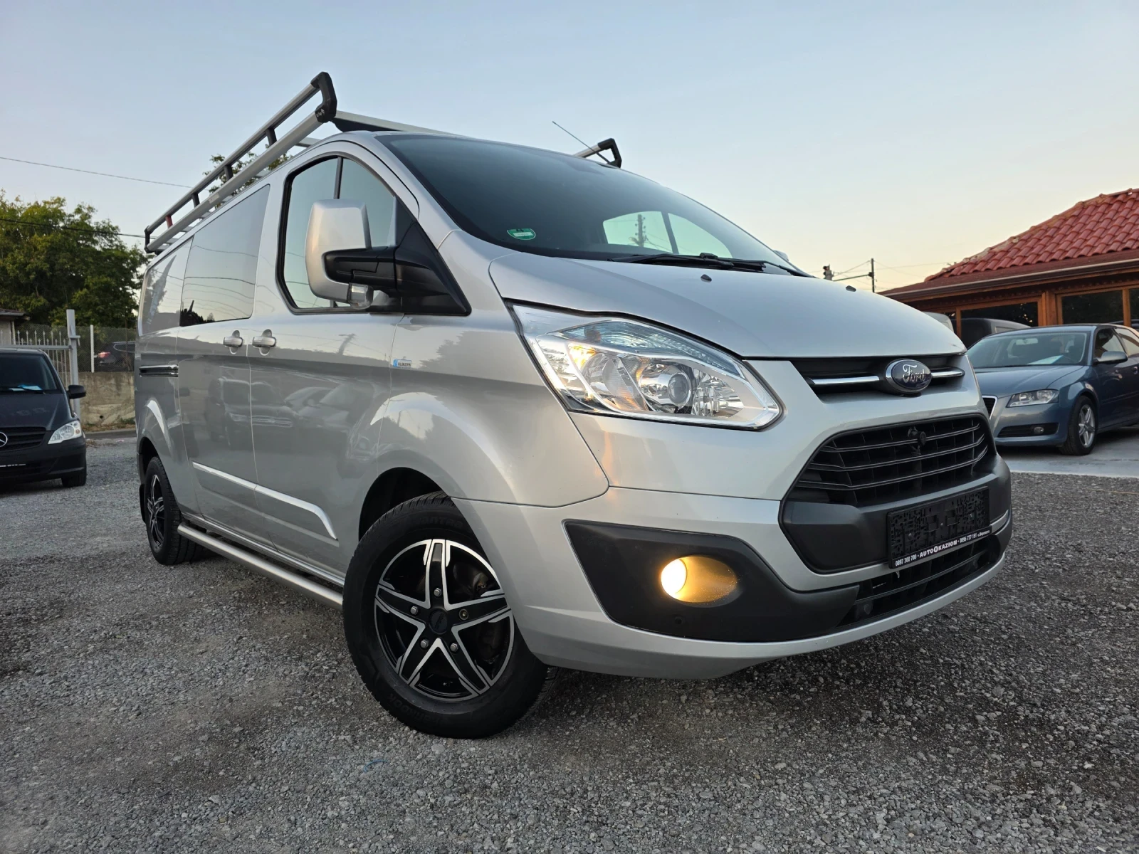 Ford Transit Custom 2.2tdci 5+ 1 Дълга база, снимка 3 - Бусове и автобуси - 55982040