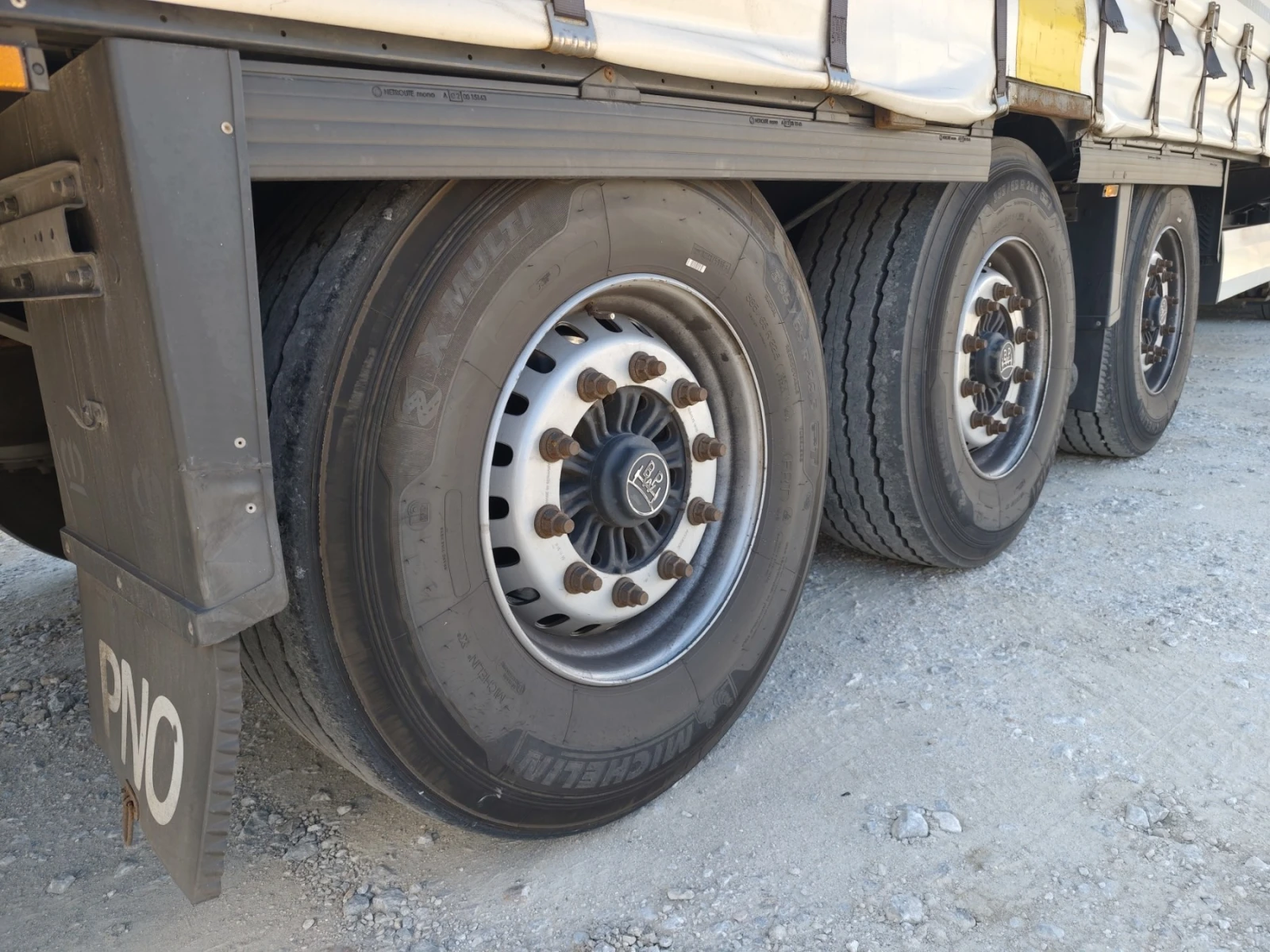 Полуремарке Krone Profi Liner SD, снимка 13 - Ремаркета - 56345701