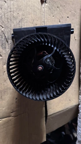        a VW Golf 4 - F657877G / 1J1819021B