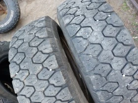 Гуми Зимни 225/75R16, снимка 2 - Гуми и джанти - 40485906