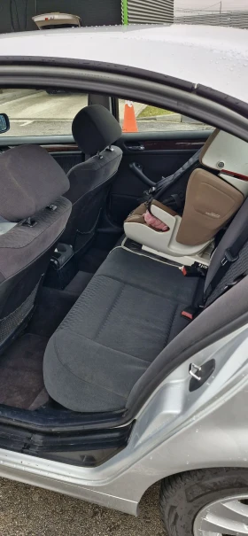 BMW 320 - 2250 € / 4400.62 лв. - 88529723 11