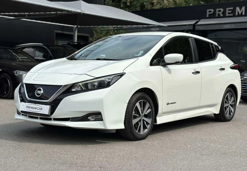 Nissan Leaf , снимка 2 - Автомобили и джипове - 42111794