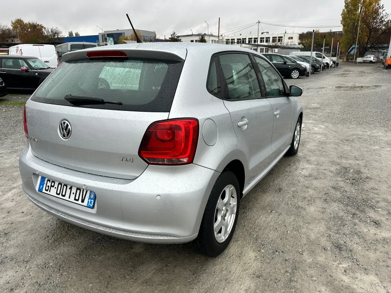 VW Polo 1.6 tdi, снимка 8 - Автомобили и джипове - 47951839