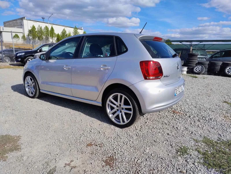 VW Polo 1.6 tdi, снимка 6 - Автомобили и джипове - 47951839