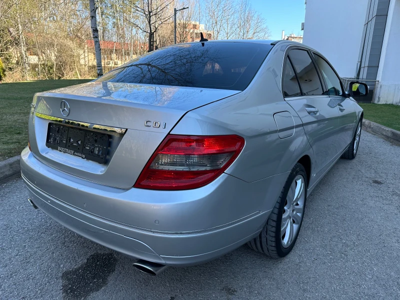 Mercedes-Benz C 320, снимка 7 - Автомобили и джипове - 49569098