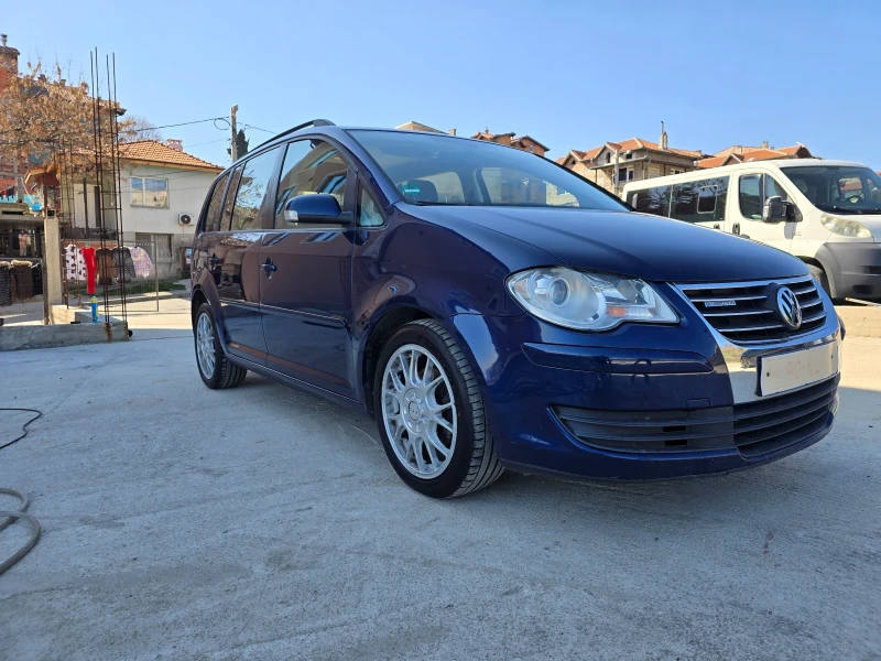 VW Touran, снимка 3 - Автомобили и джипове - 49596238