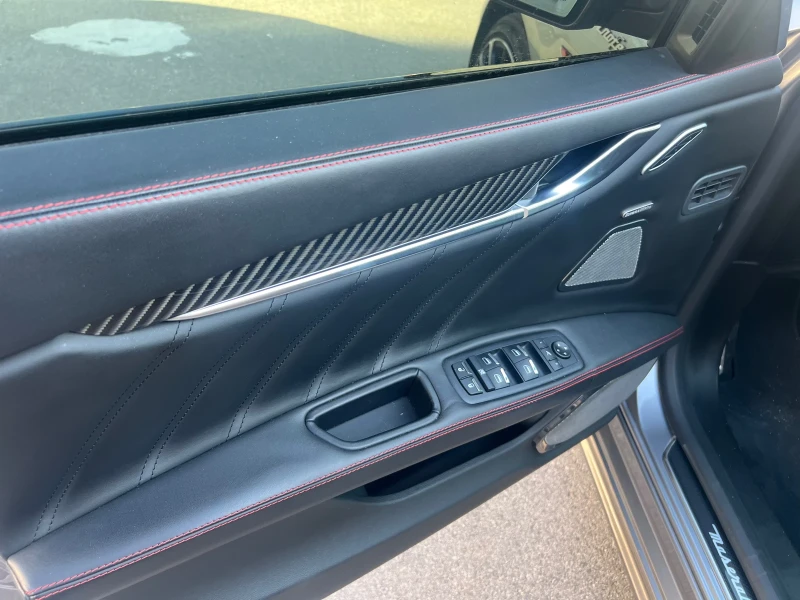 Maserati Ghibli Trofeo V8, снимка 7 - Автомобили и джипове - 51261056