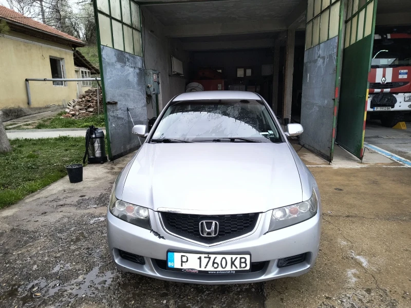 Honda Accord 2.0, снимка 6 - Автомобили и джипове - 52308070
