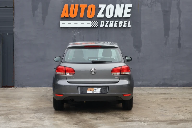 VW Golf 1.6TDI COMFORTLINE 2011, снимка 5 - Автомобили и джипове - 53012720