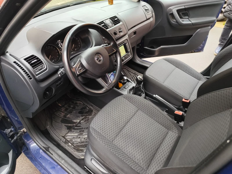 Skoda Fabia, снимка 7 - Автомобили и джипове - 52838588