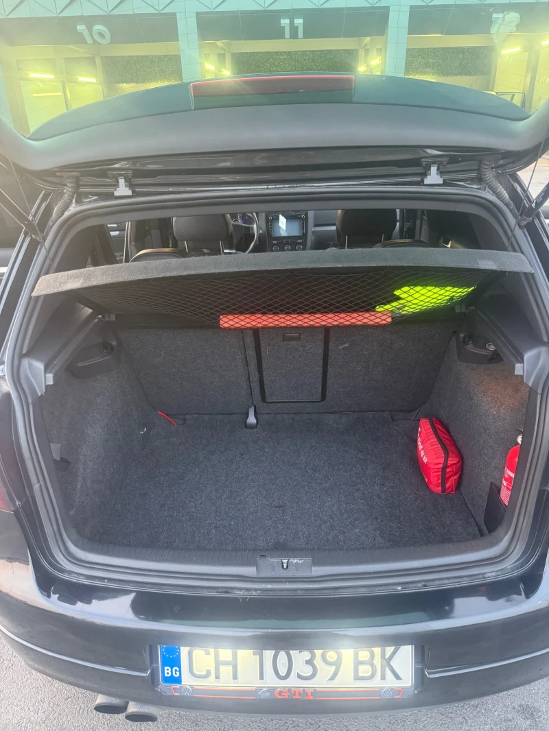 VW Golf 2.0 200, снимка 10 - Автомобили и джипове - 52839979