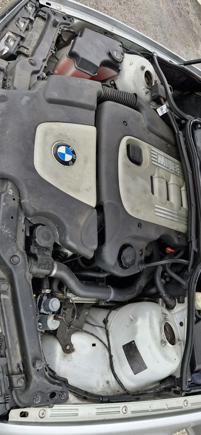 BMW 320, снимка 12 - Автомобили и джипове - 53214450