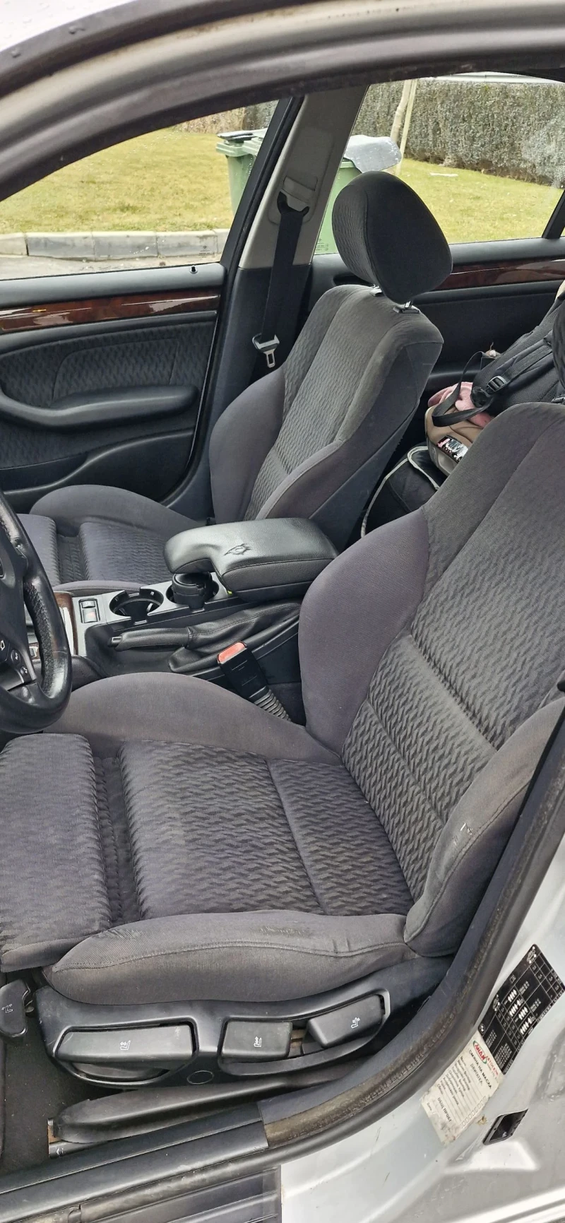 BMW 320, снимка 9 - Автомобили и джипове - 53214450