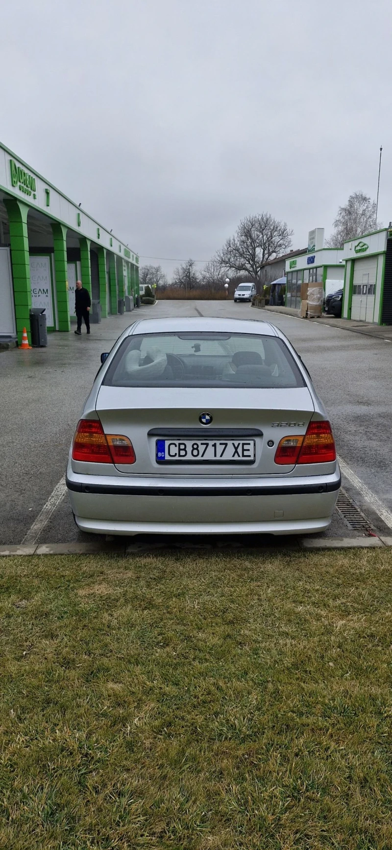 BMW 320, снимка 4 - Автомобили и джипове - 53214450
