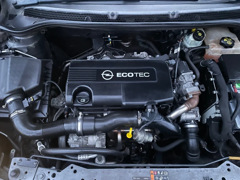 Opel Astra 1.7 CDTI 125кс. , снимка 12 - Автомобили и джипове - 53297841