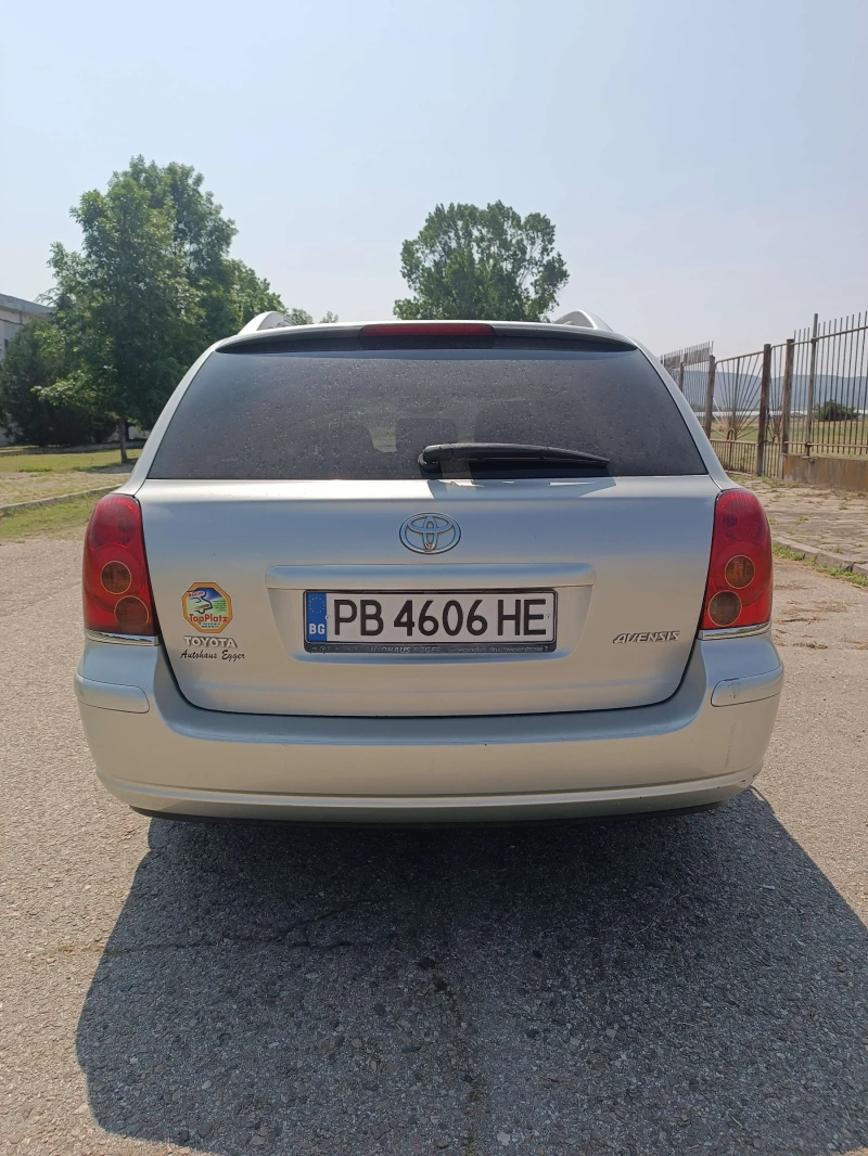 Toyota Avensis газ, снимка 4 - Автомобили и джипове - 53469081