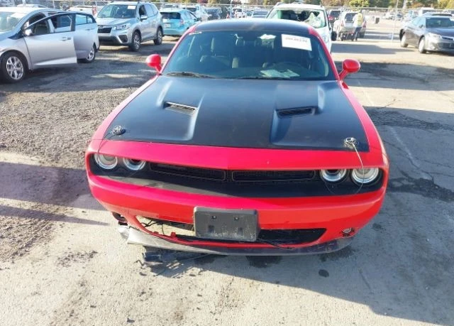 Dodge Challenger SXT, снимка 9 - Автомобили и джипове - 48891678