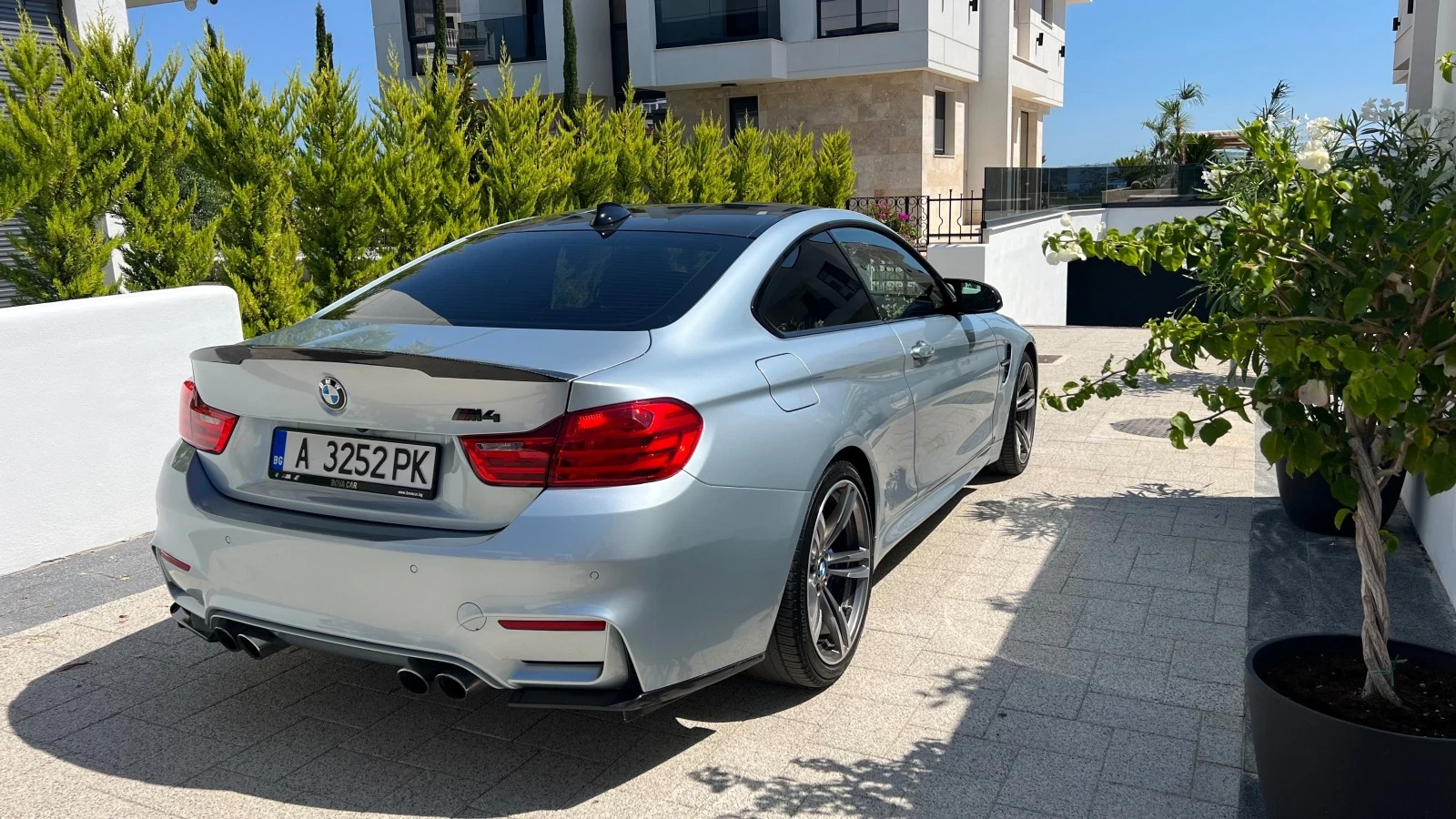 BMW M4  - изображение 4