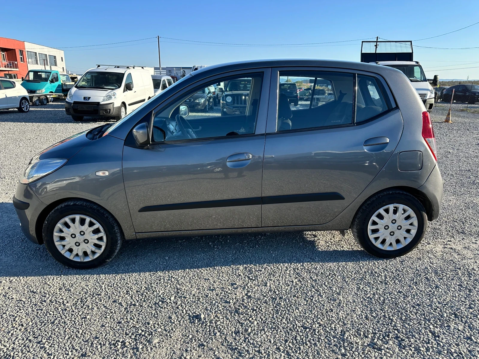 Hyundai I10 1.1 i - изображение 5