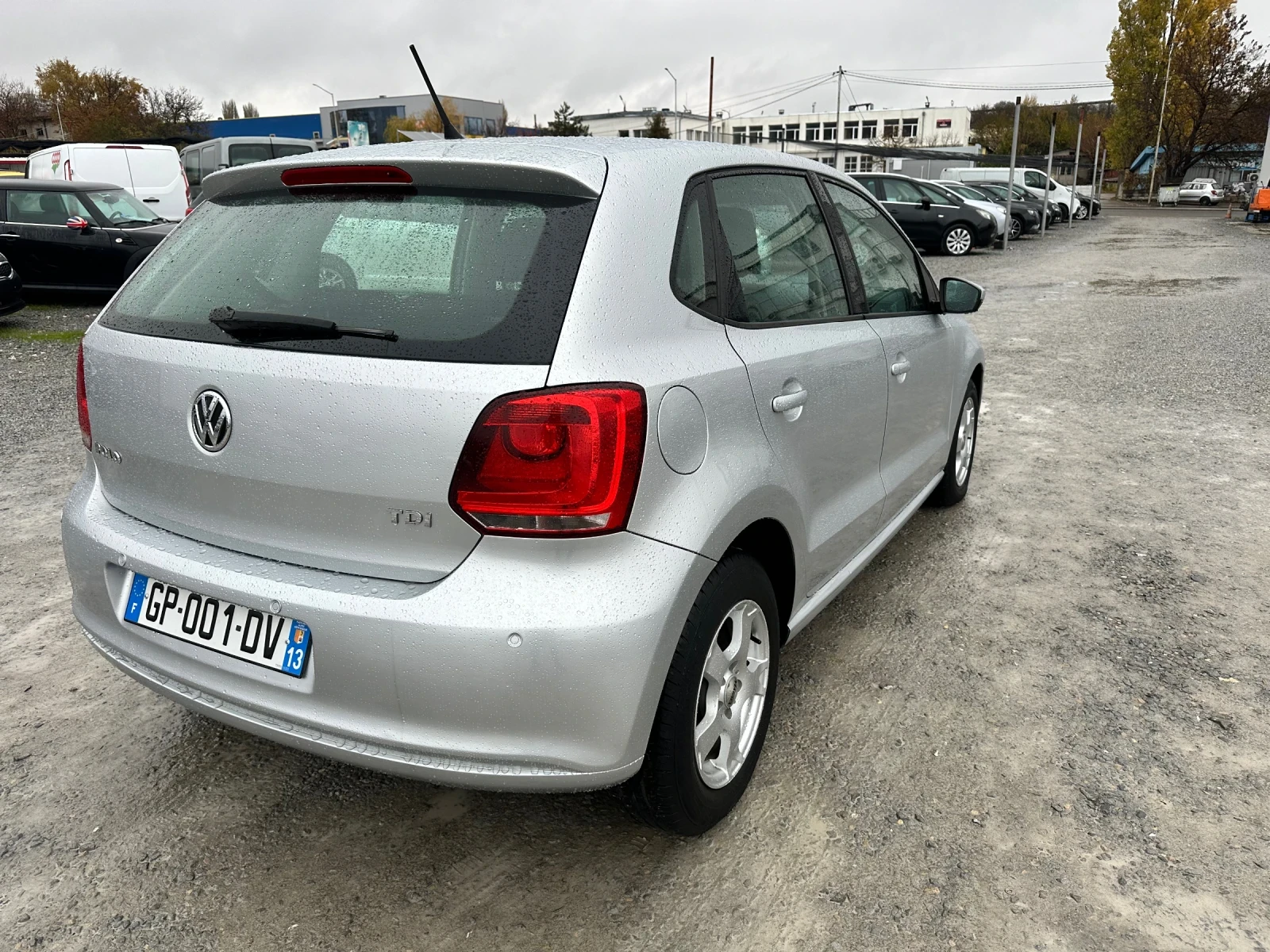 VW Polo 1.6 tdi - изображение 8