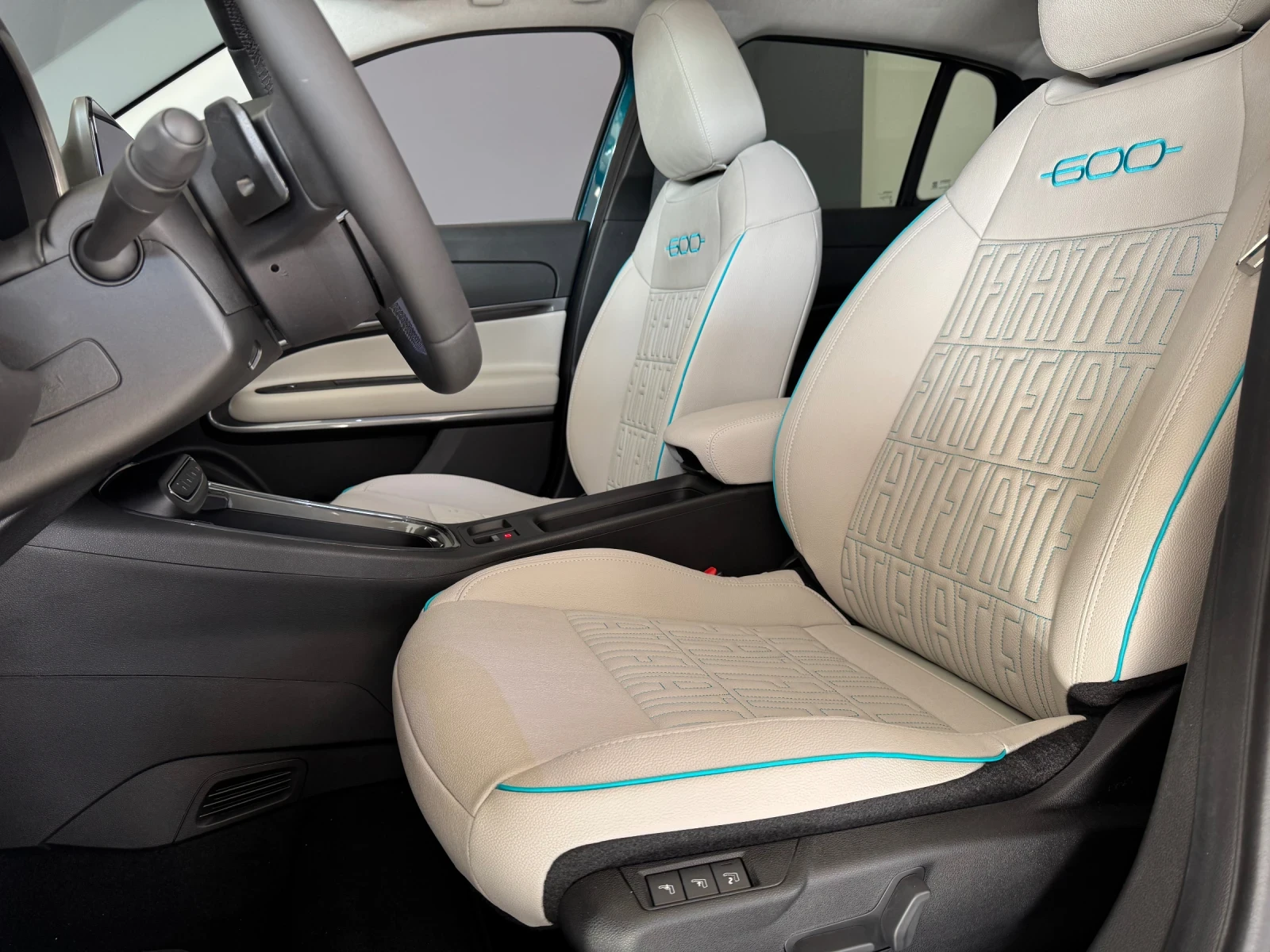 Fiat 600 MHEV 136  | Mobile.bg   12