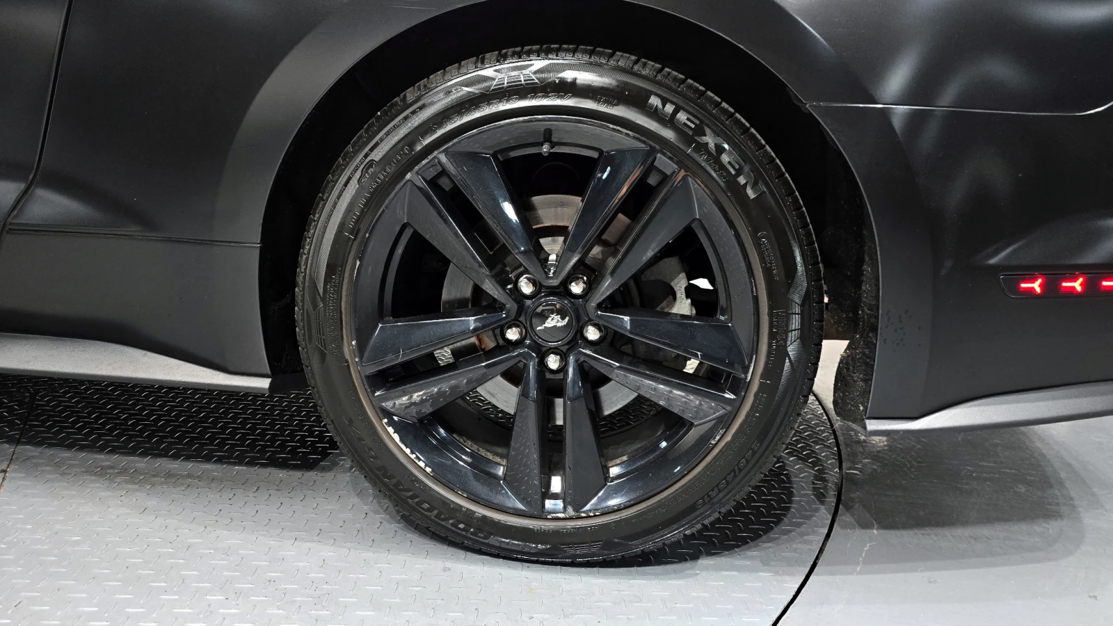 Ford Mustang 2.3L ECOBOOST  | Mobile.bg   5