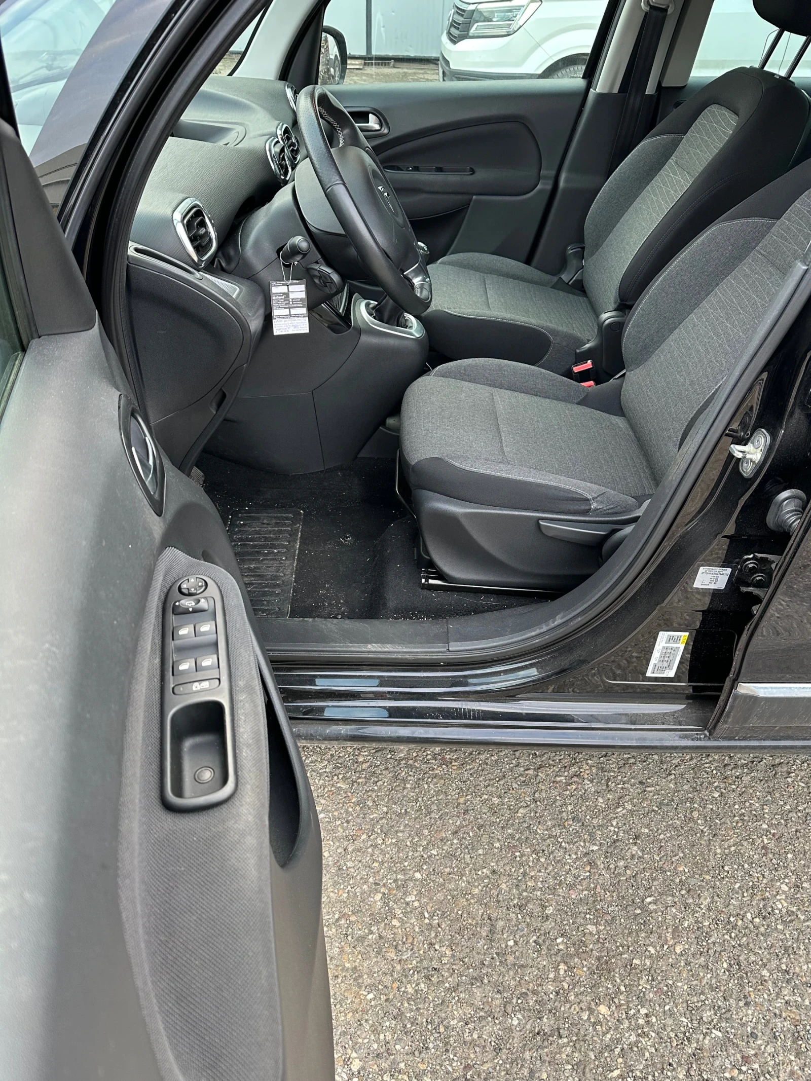 Citroen C3 Picasso 1.2 Excl - изображение 10