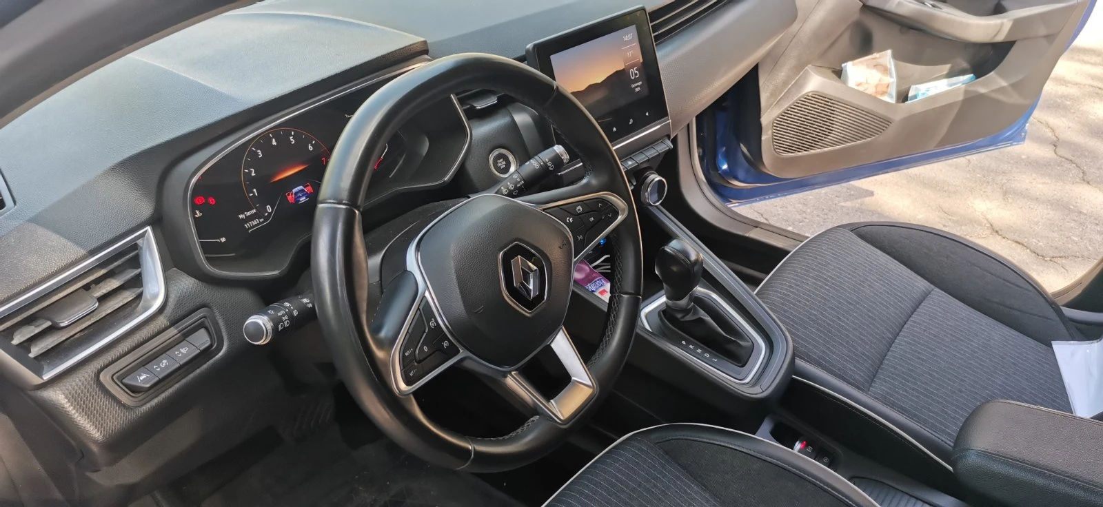 Renault Clio Intens - изображение 7