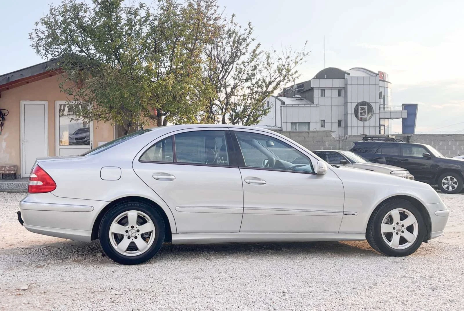 Mercedes-Benz E 220 Avtomat Avangarde  - изображение 5