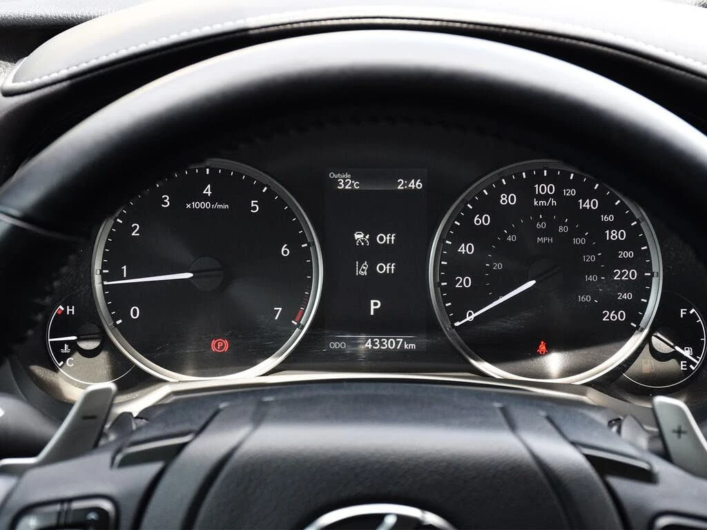 Lexus IS 300 *  *    *   *  | Mobile.bg   10