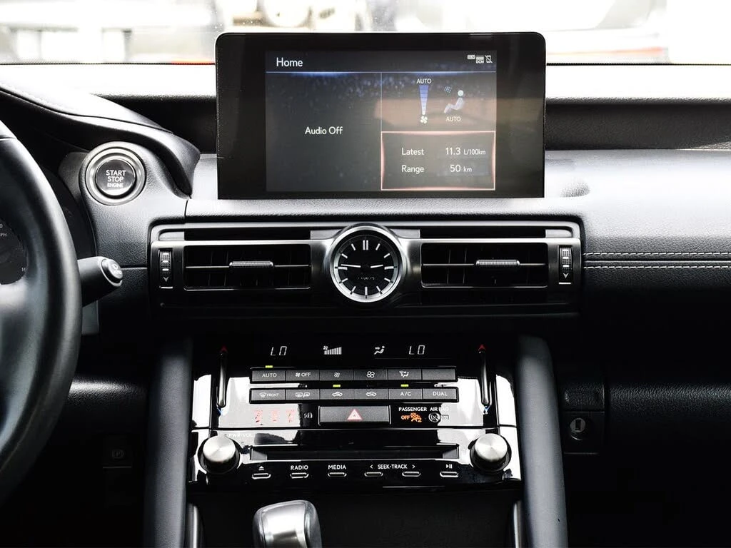 Lexus IS 300 *  *    *   *  | Mobile.bg   12