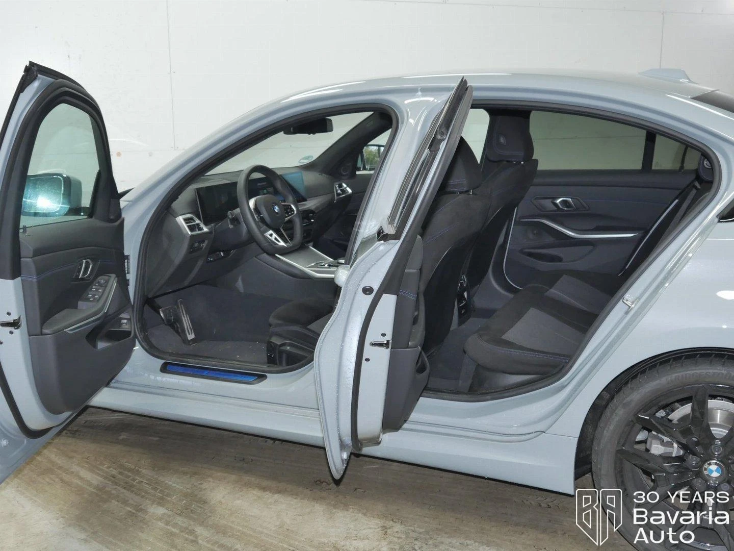 BMW 320  i M Sport Paket Sportautomatic - изображение 5