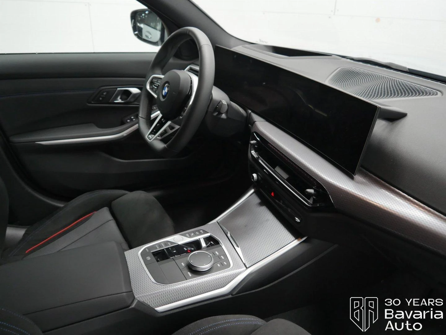 BMW 320  i M Sport Paket Sportautomatic - изображение 7